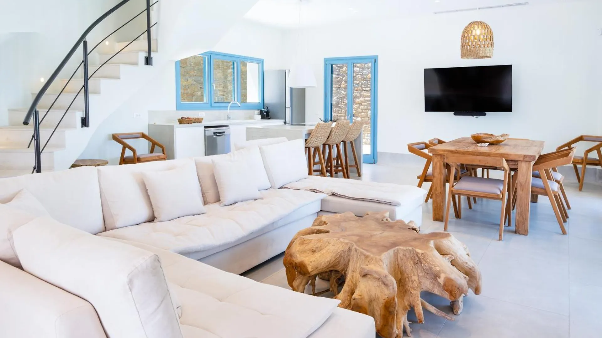 Myko Villa Seafront Ornos